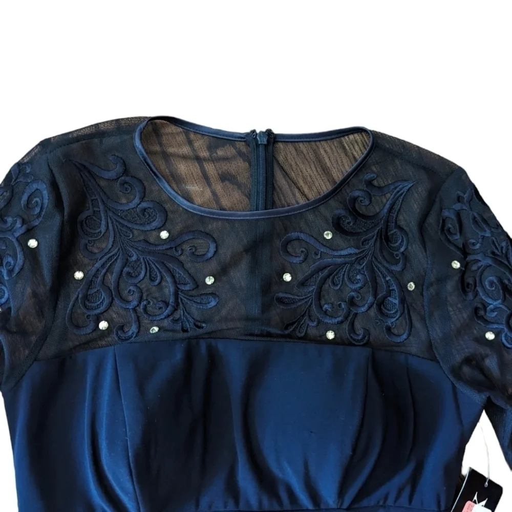 New XSCAPE navy Dress knit party dress illusion Lace neckline long sleeves sz 4 - Picture 4 of 11